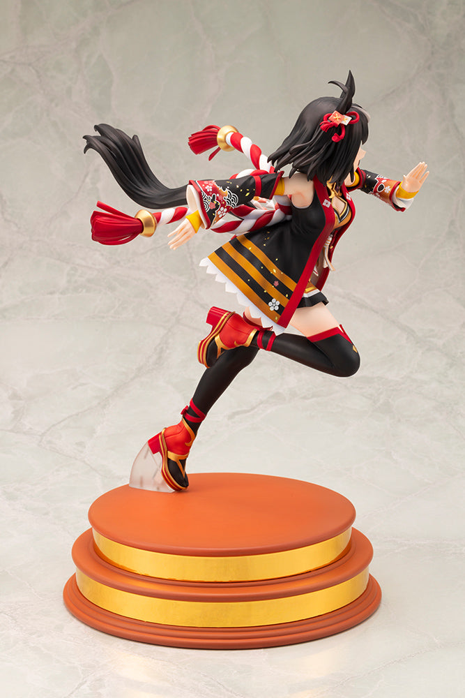 Outrunning the Encroaching Heat Kitasan Black Figure