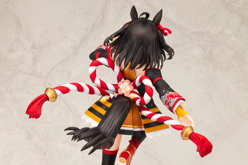 Outrunning the Encroaching Heat Kitasan Black Figure