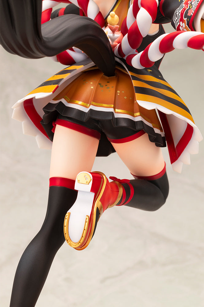 Outrunning the Encroaching Heat Kitasan Black Figure