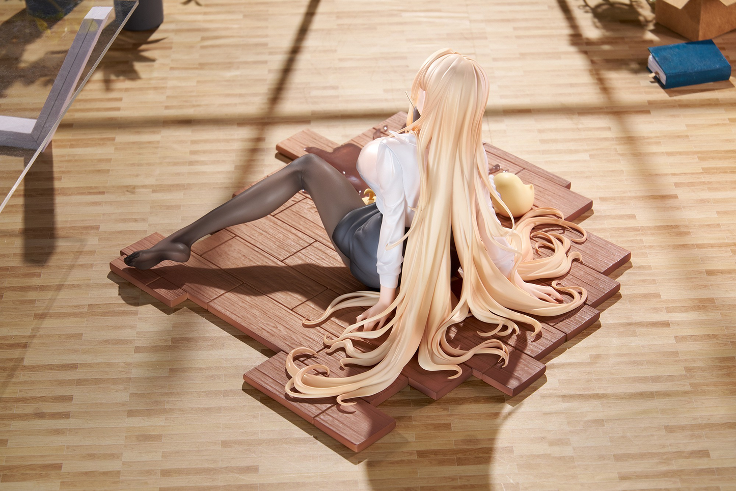 Azur Lane An Accident in the Office Ver. Implacable 1/7 Scale Figure