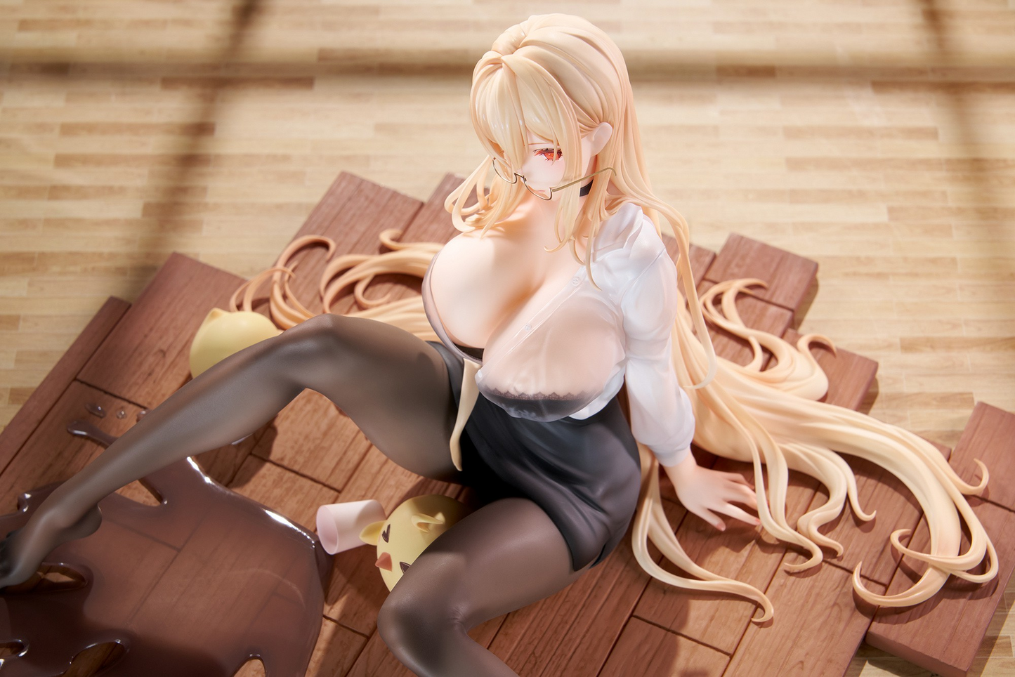 Azur Lane An Accident in the Office Ver. Implacable 1/7 Scale Figure