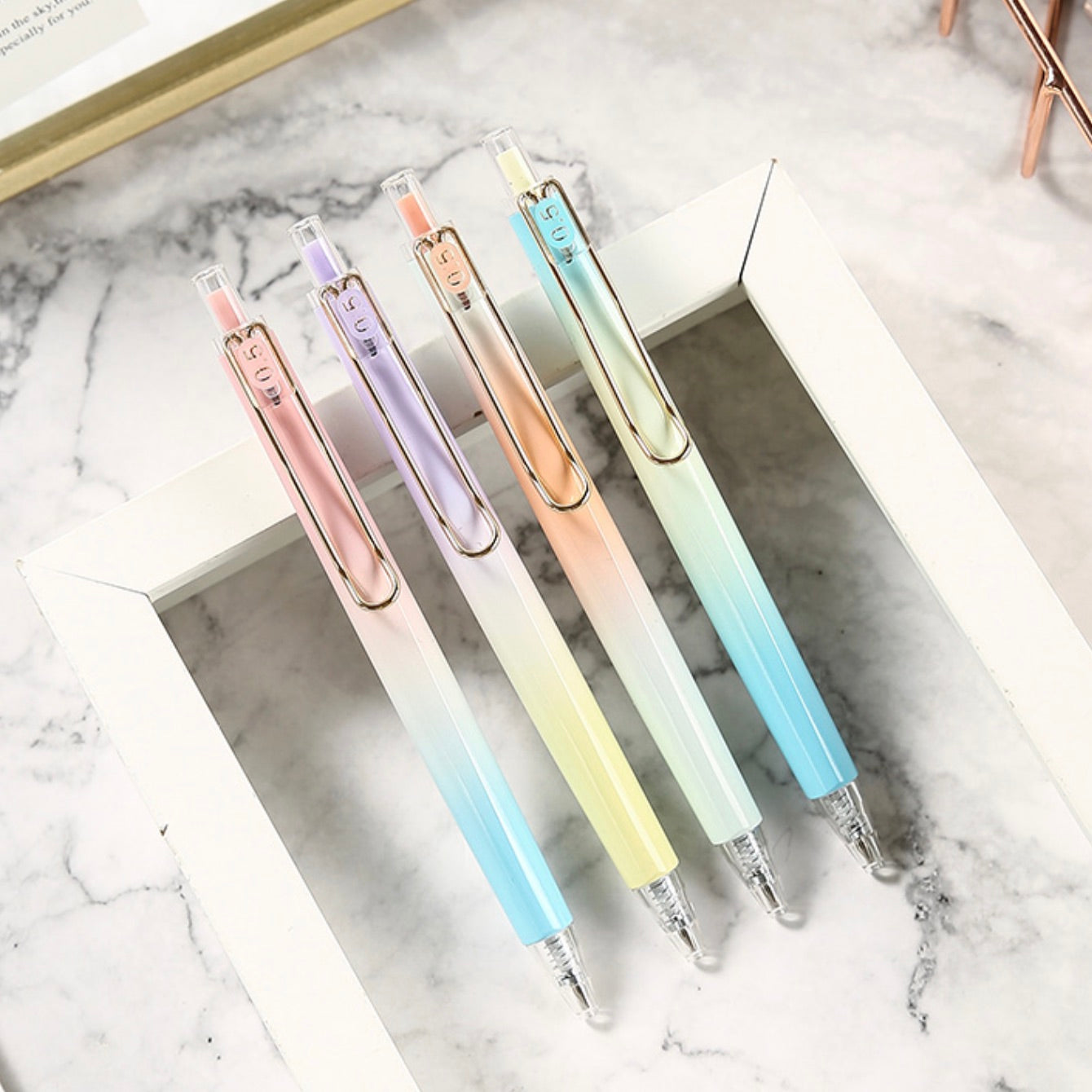 M&G J6402 Ice Tea Retractable Gel Pen 0.5mm