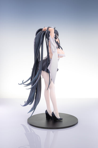 Azur Lane INDOMITABLE MS. MOTIVATIONLESS MAID VER. 1/6 Figure