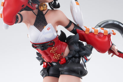 Nekomiya Mana Figure