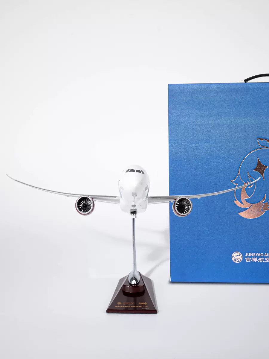 Juneyaoair x Genshin Impact 3rd Anniversary Collaboration Model of Boeing 787-9 Airplane