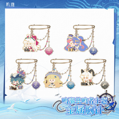 Resonator Theme Metal Brooch